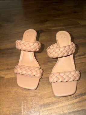 A New Day Heel